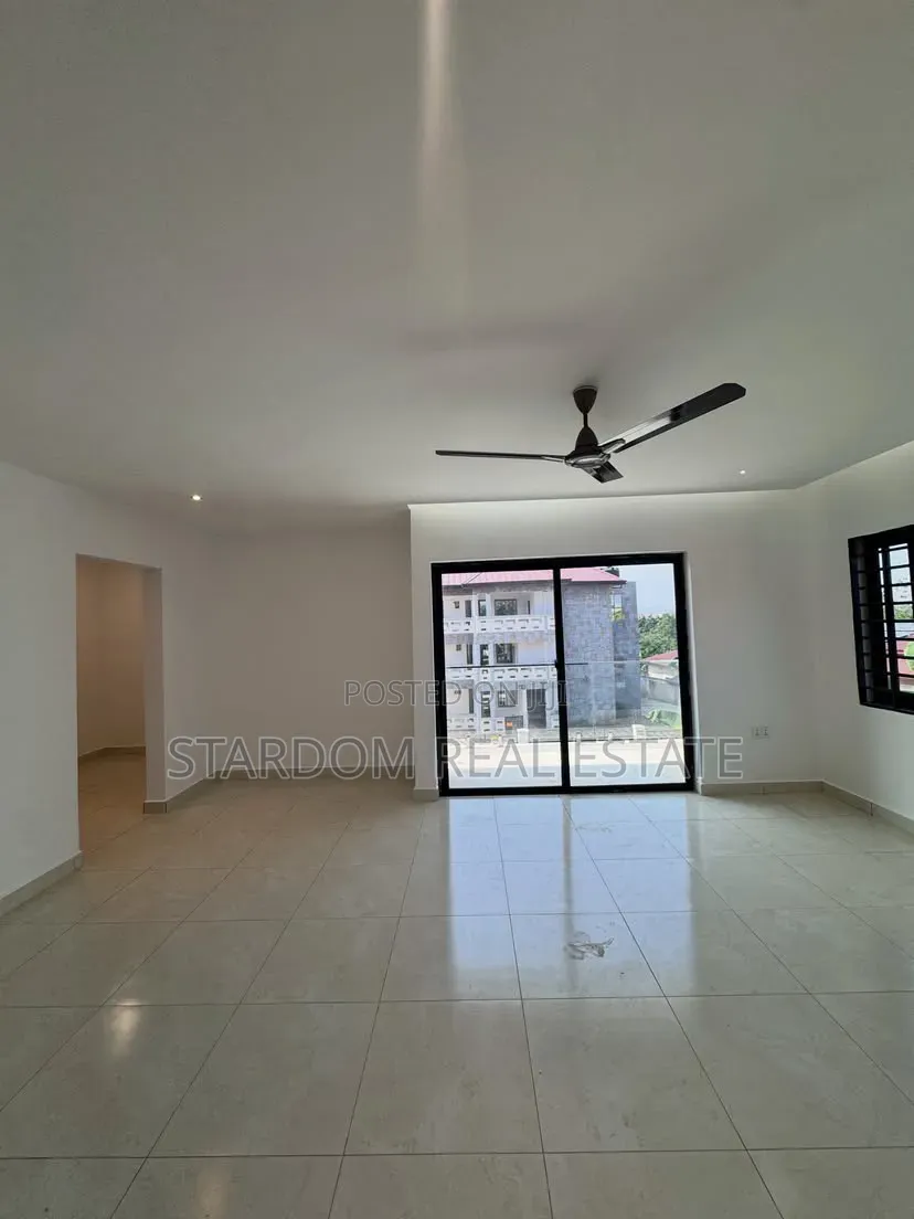 4bdrm Duplex in Oyarifa, Owusu Ansah for sale