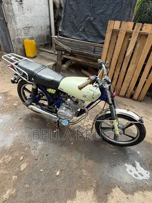 Royal RY125 2021