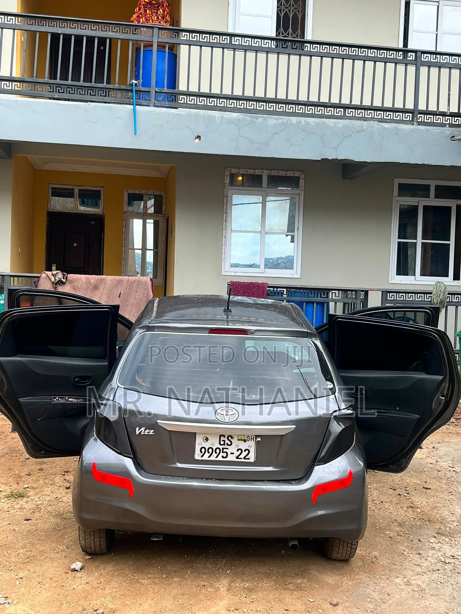 Toyota Vitz 2010 Gray