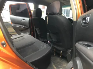 Nissan Rogue 2010 Orange