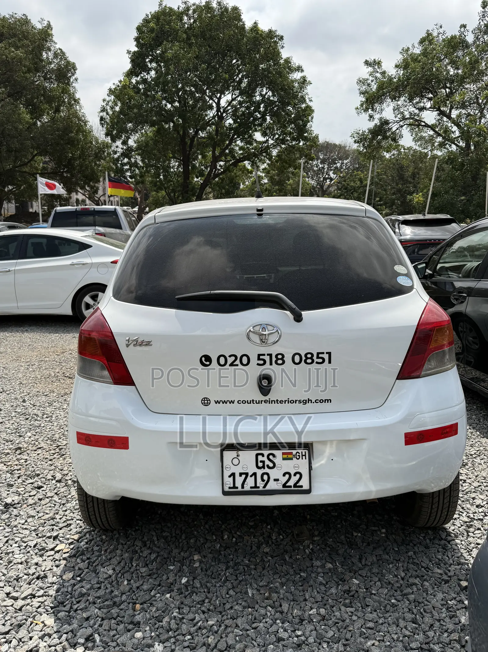 Toyota Vitz 1.5 FWD 5dr 2010 White