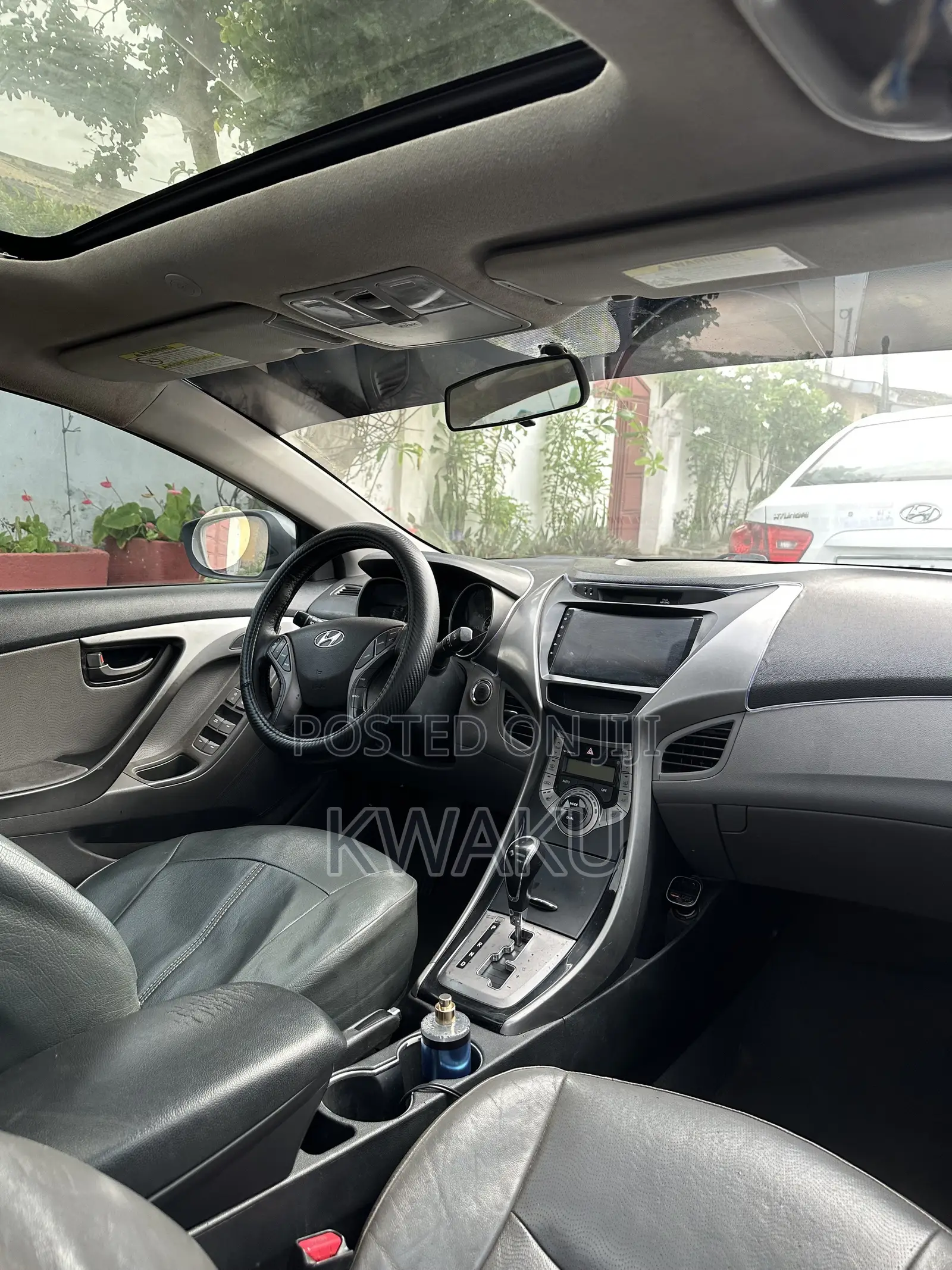 Hyundai Elantra Limited Sedan FWD (1.8L 4cyl 6A) 2013 Silver