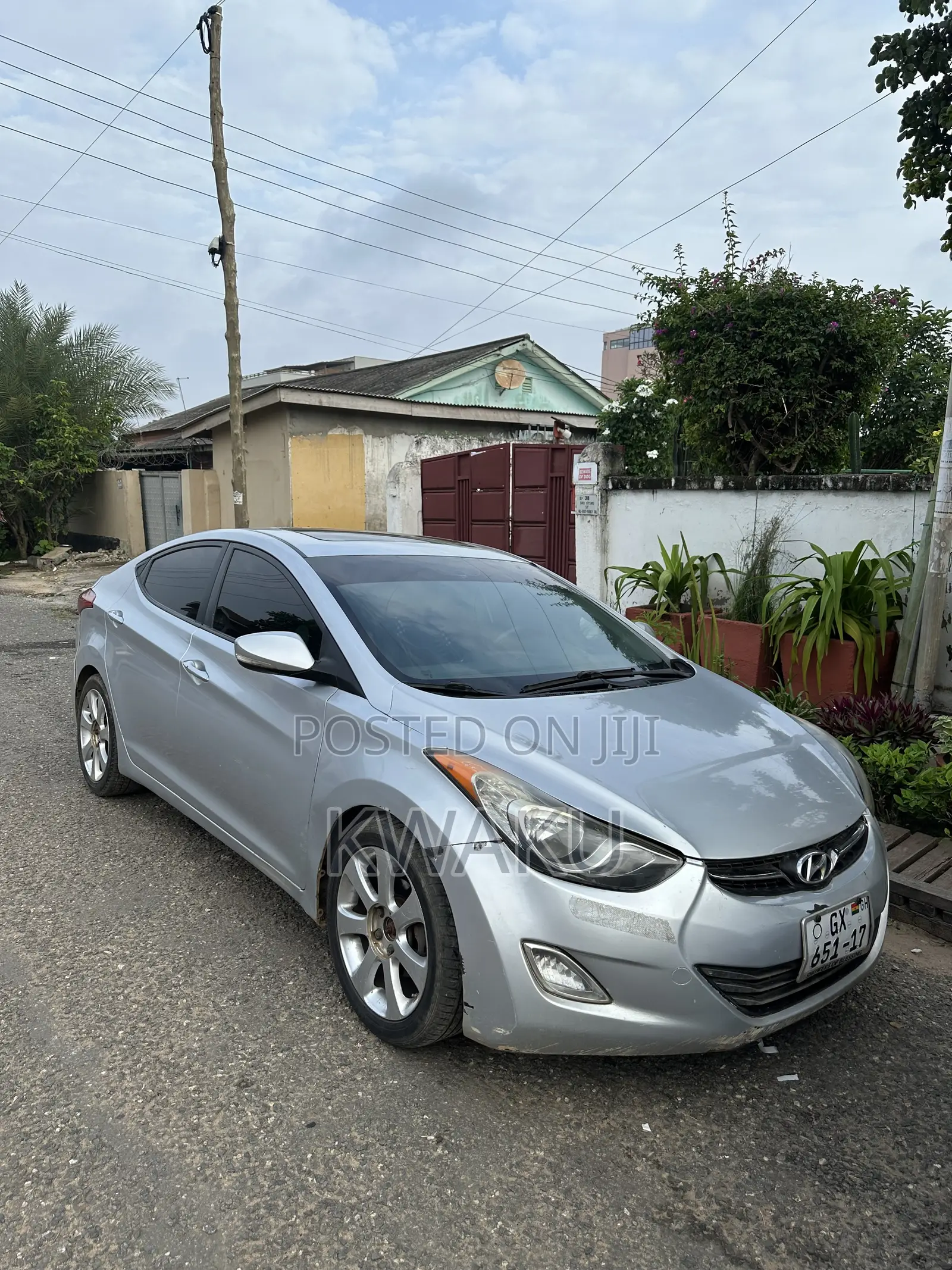 Hyundai Elantra Limited Sedan FWD (1.8L 4cyl 6A) 2013 Silver
