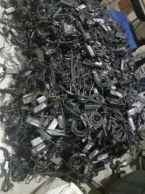 HP Charger Big Pin