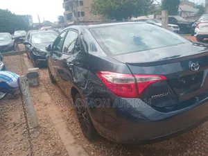 Toyota Corolla 2015 Gray