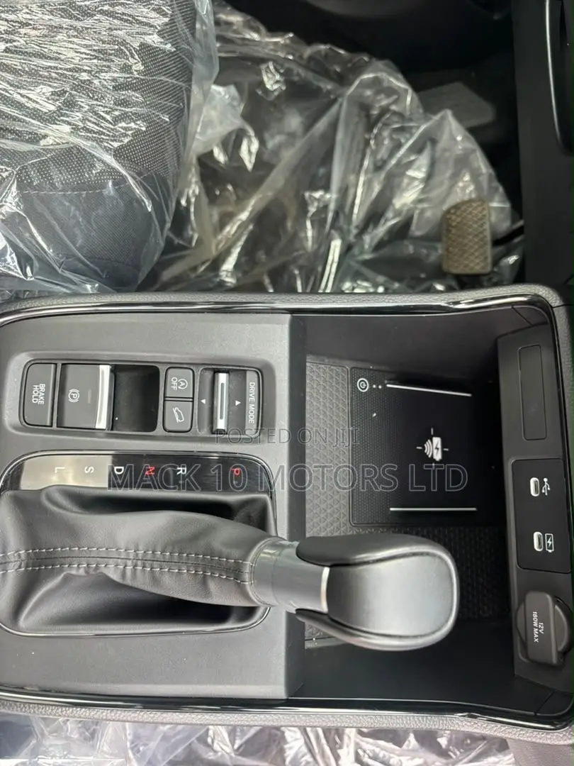 Honda CR-V 2026 White