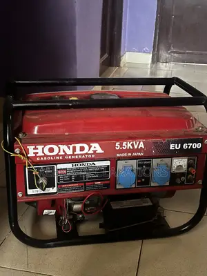 Generator Honda 5.5kvA Gasoline Generator for a Cool Price