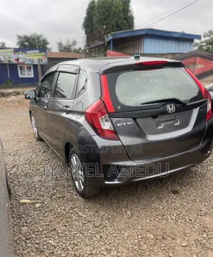 Honda Fit EX 4dr Hatchback (1.5L 4cyl 6M) 2015 Gray