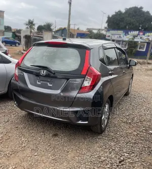 Honda Fit EX 4dr Hatchback (1.5L 4cyl 6M) 2015 Gray