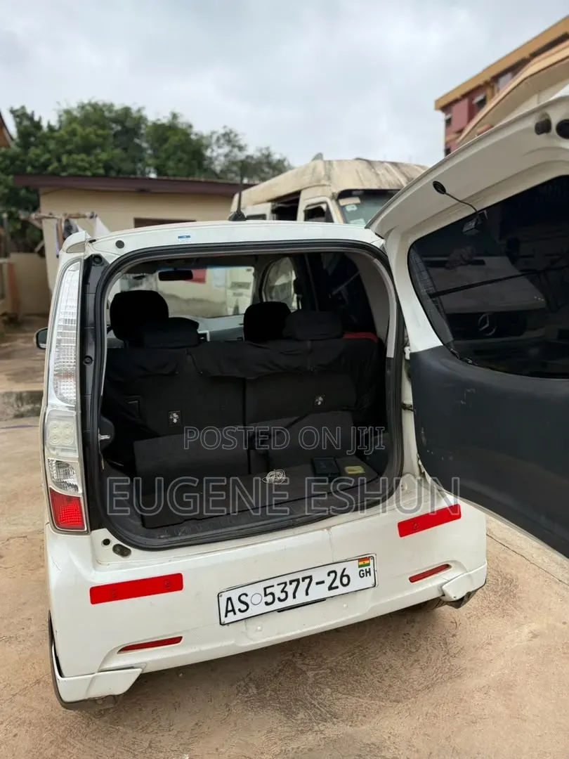Daihatsu Move 2014 White