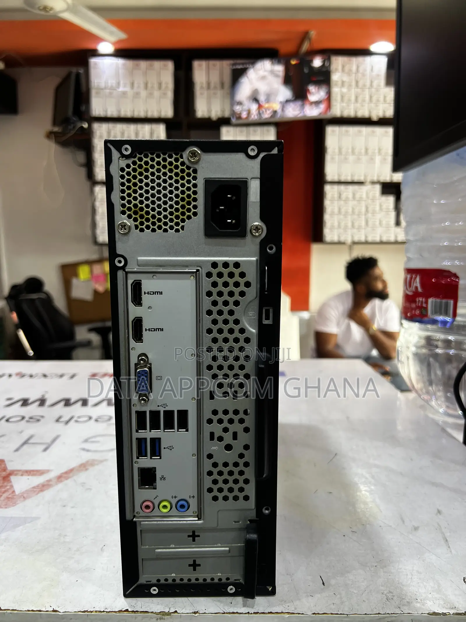 Desktop Computer Acer Aspire XC-780 8GB Intel Core i5 HDD 500GB