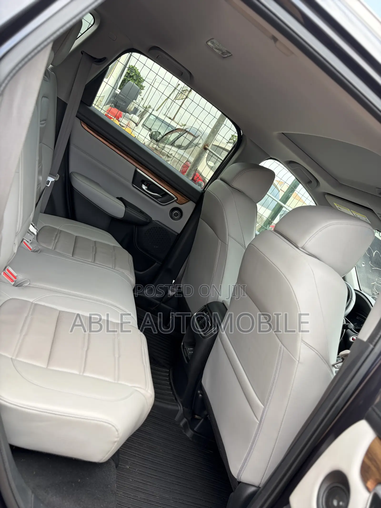 Honda CR-V Touring AWD 2018 Gray