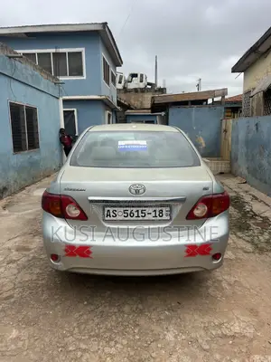 Toyota Corolla LE 4dr Sedan (1.8L 4 cyl 4A) 2009 Silver