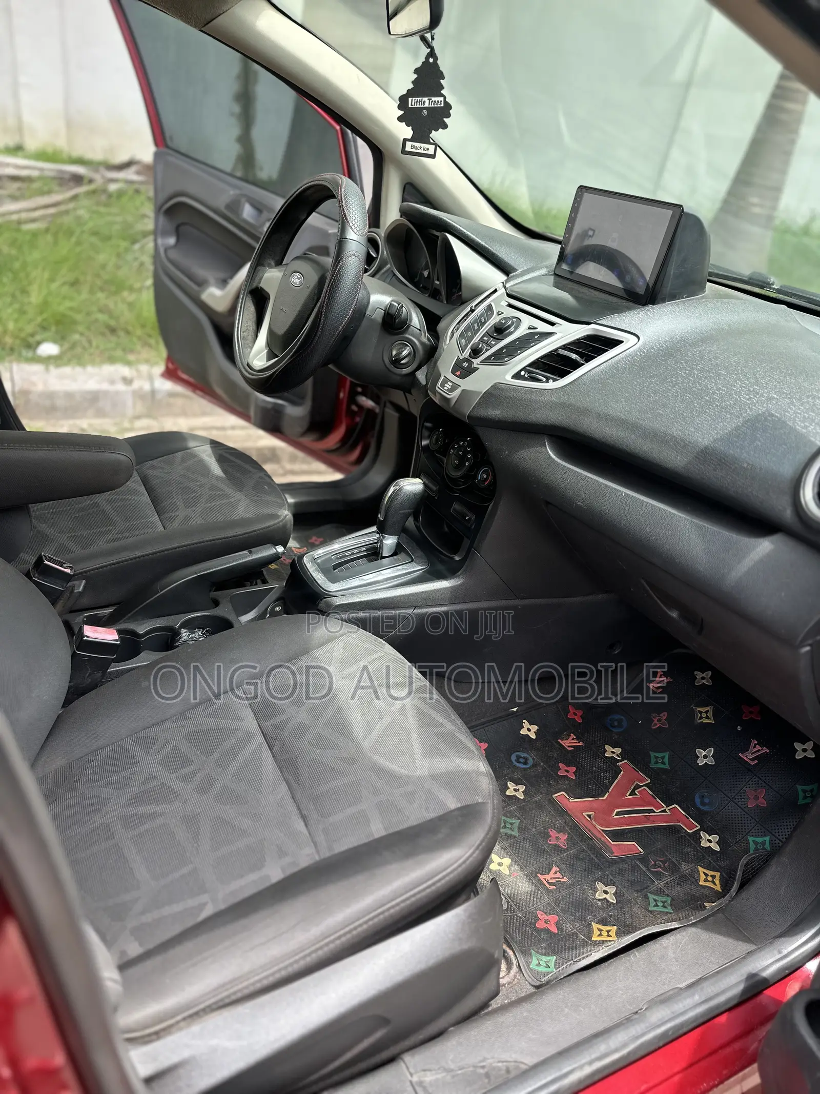 Ford Fiesta SE 4dr Hatchback (1.6L 4cyl 5M) 2014 Red
