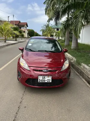 Ford Fiesta SE 4dr Hatchback (1.6L 4cyl 5M) 2014 Red