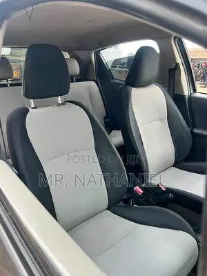 Toyota Vitz 2010 Gray
