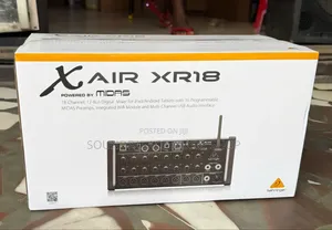 Behringer X AIR XR18 18-Channel Digital Mixer