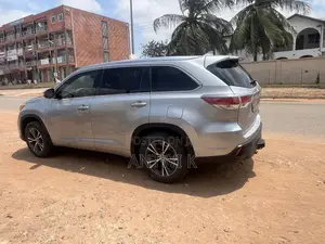 Toyota Highlander 2016 Silver