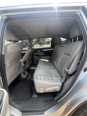 Toyota Highlander 2016 Silver