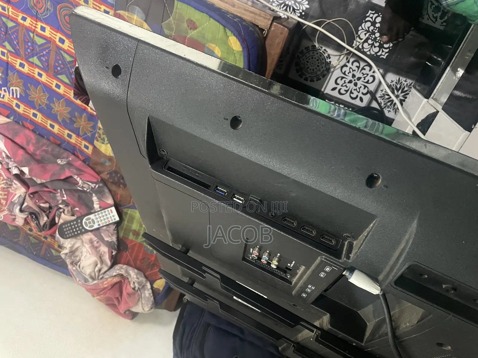 JVC 40” Smart TV