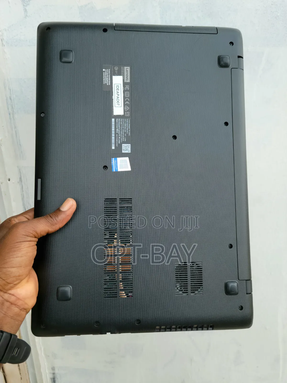 Laptop Lenovo IdeaPad 110 8GB AMD A8 HDD+SSD 500GB