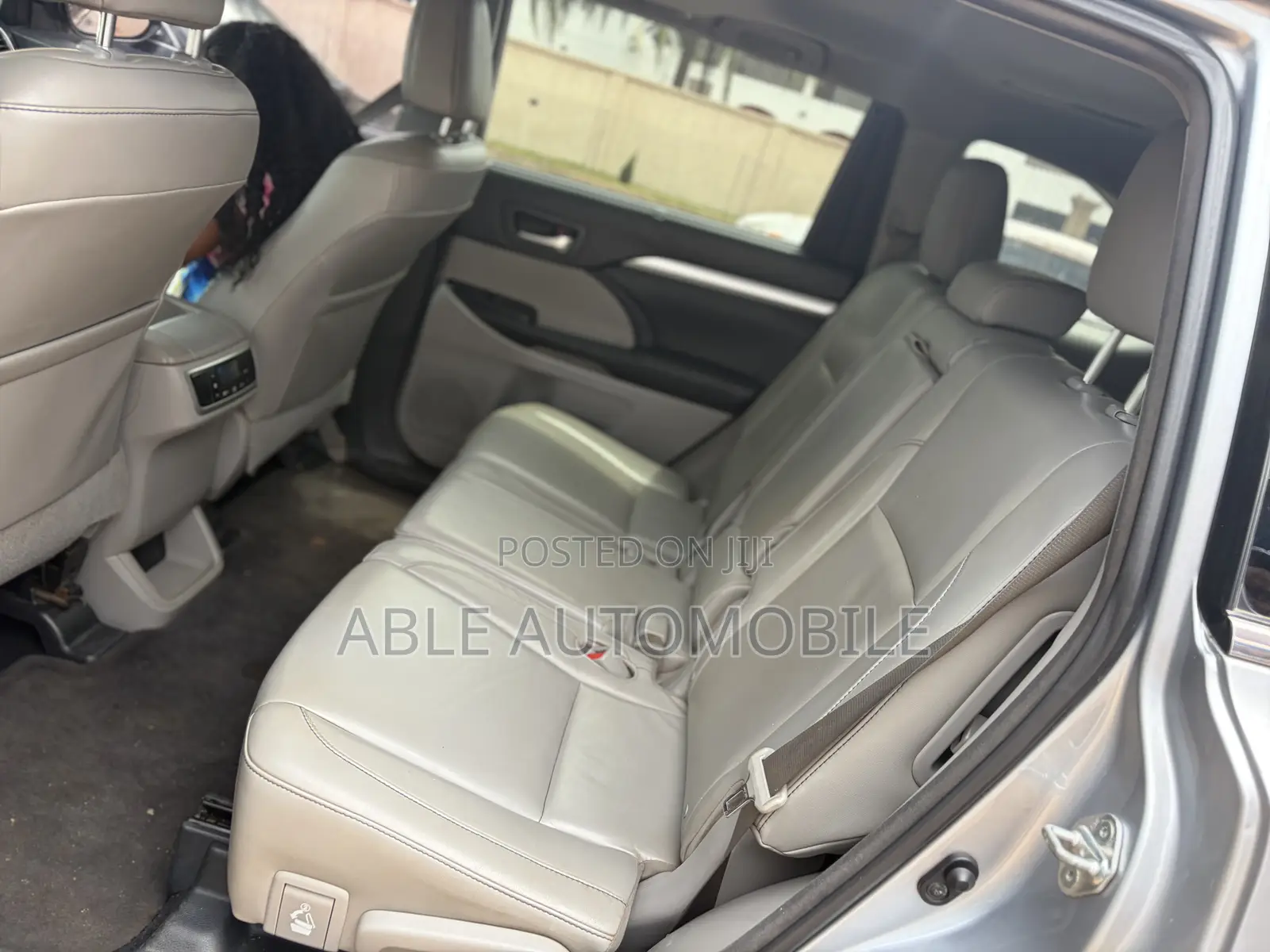 Toyota Highlander XLE V6 4x4 (3.5L 6cyl 6A) 2016 Silver