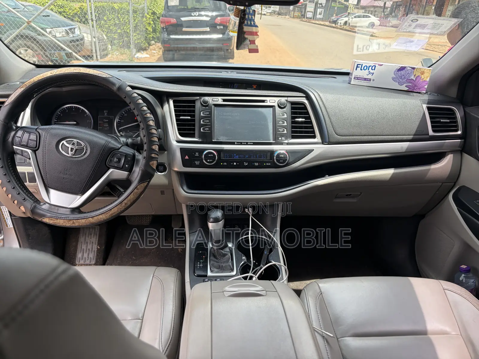 Toyota Highlander XLE V6 4x4 (3.5L 6cyl 6A) 2016 Silver