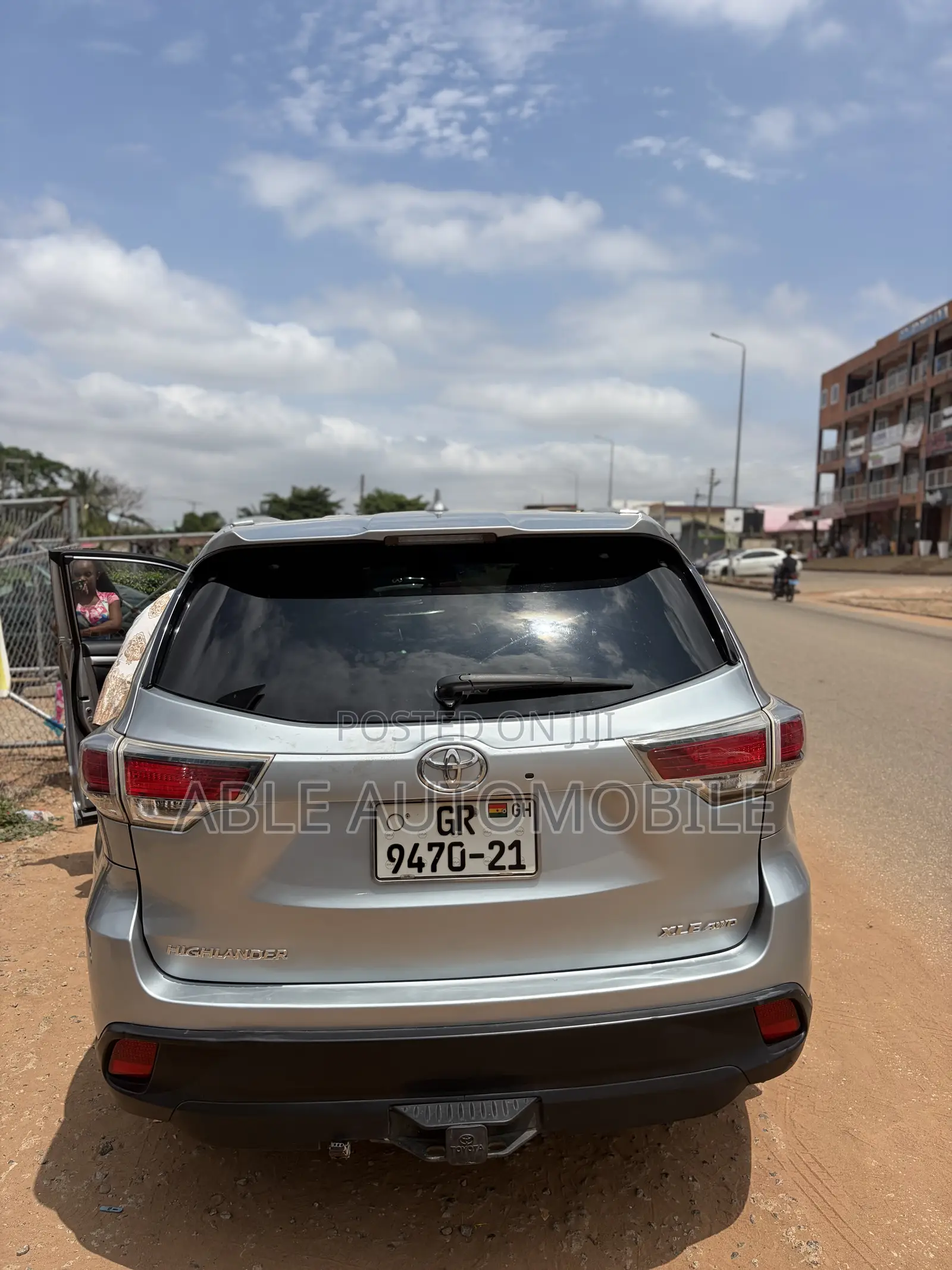 Toyota Highlander XLE V6 4x4 (3.5L 6cyl 6A) 2016 Silver
