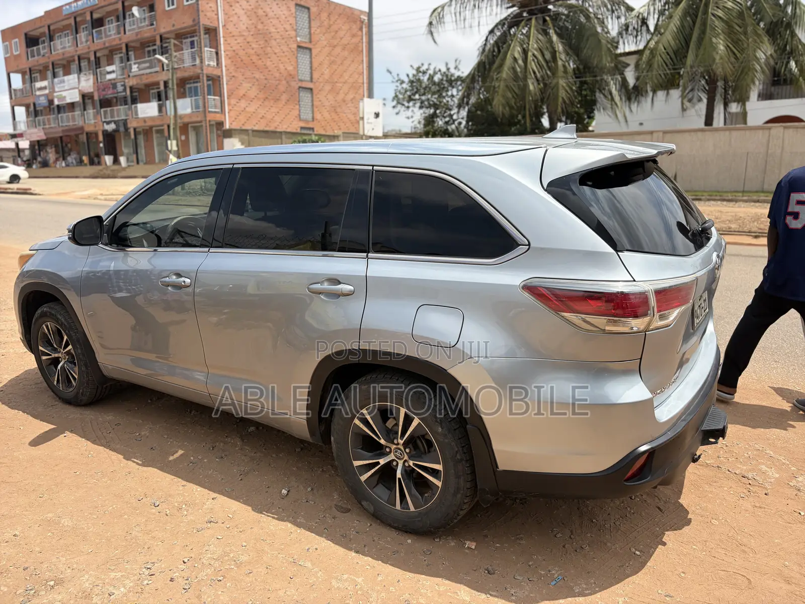 Toyota Highlander XLE V6 4x4 (3.5L 6cyl 6A) 2016 Silver