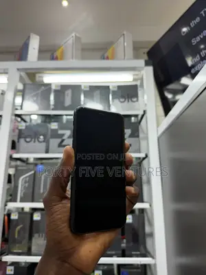 Apple iPhone XR 64 GB Black