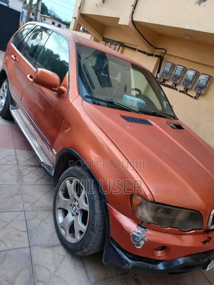 BMW X5 M 2012 Orange