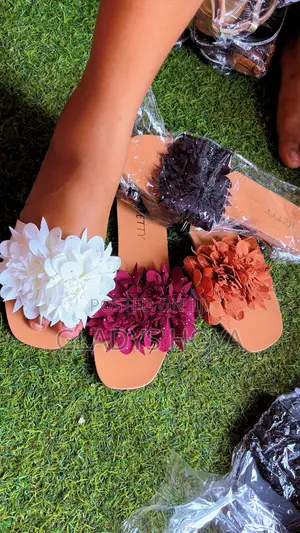 Floral Slipons
