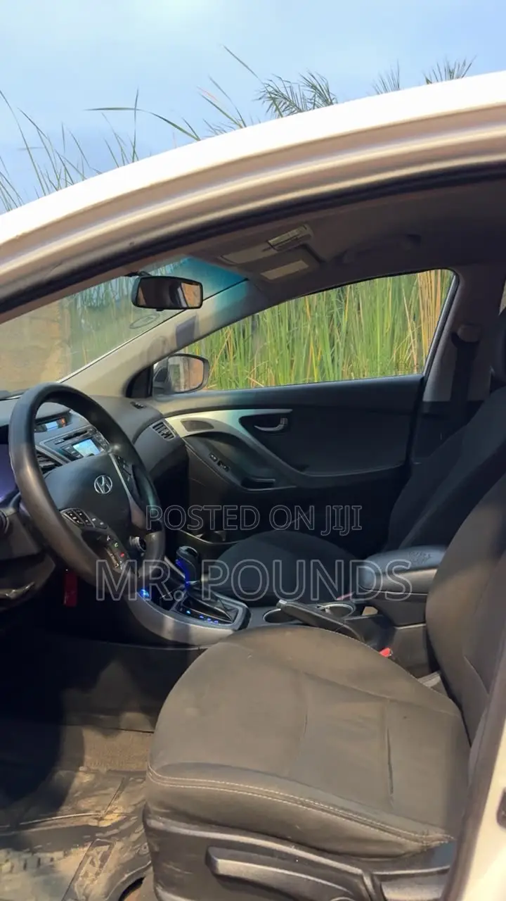 Hyundai Elantra 2015 White