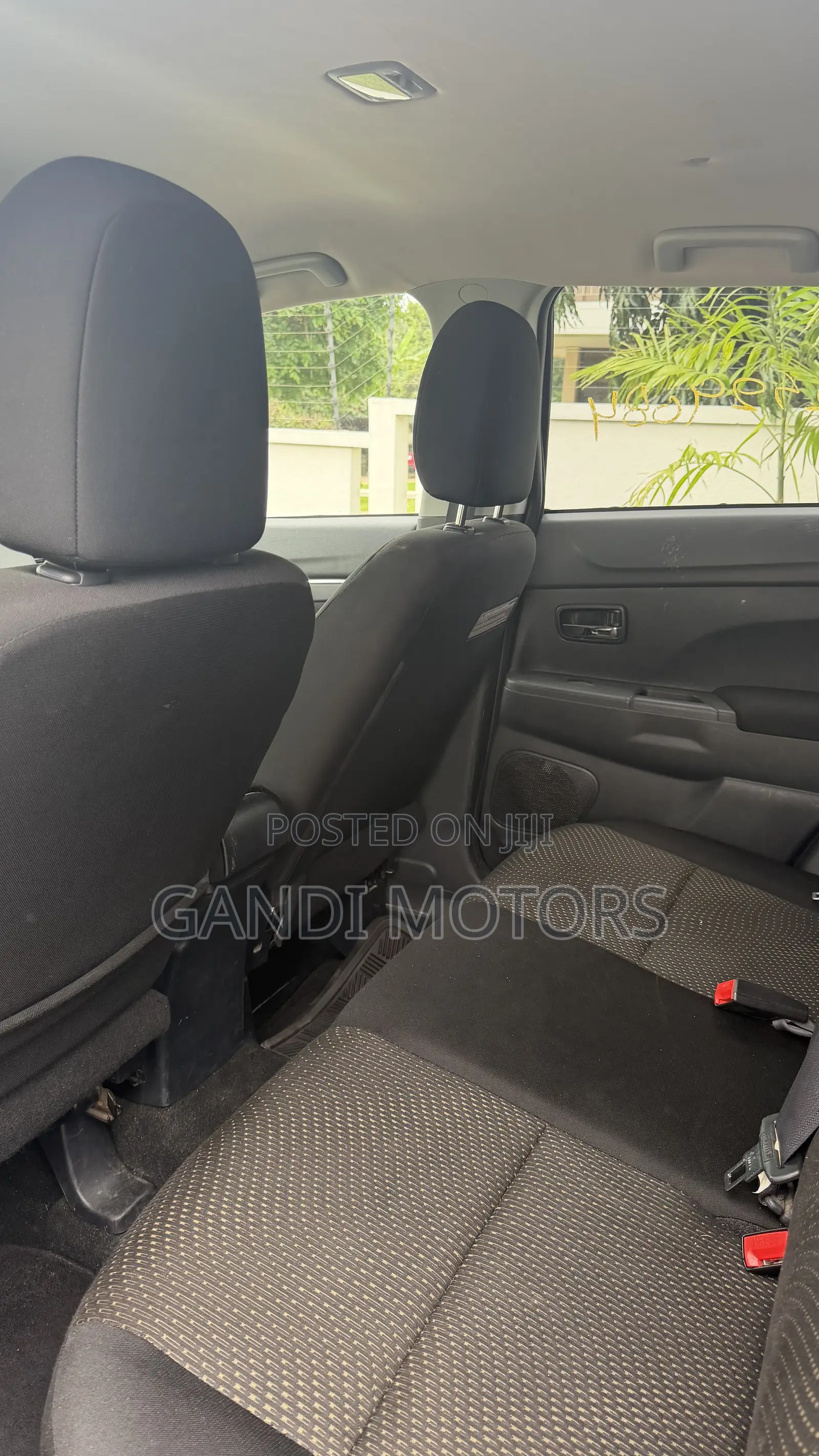 Mitsubishi Outlander 2016 Gray