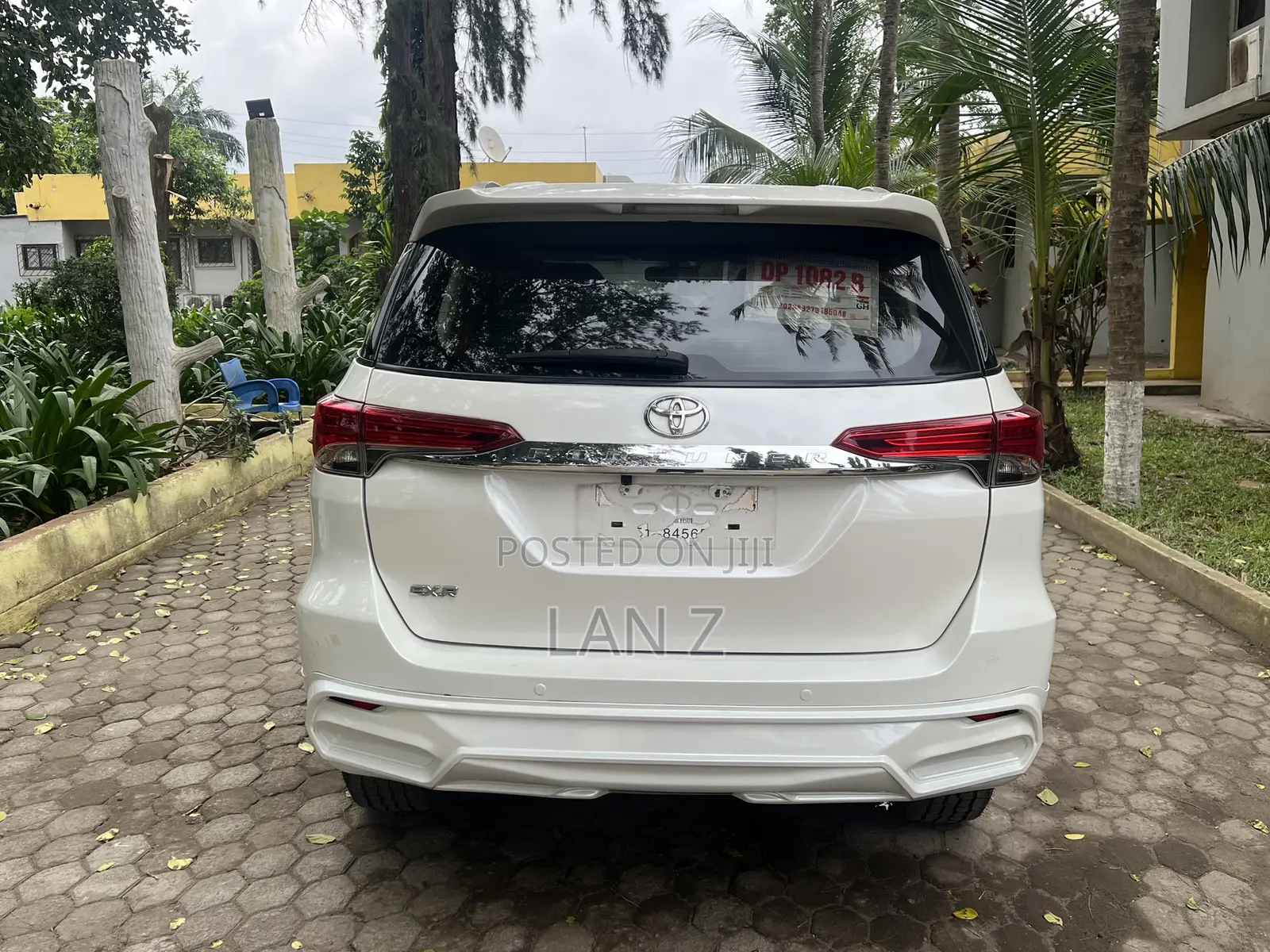Toyota Fortuner 2.7 AWD 2016 White