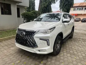 Toyota Fortuner 2.7 AWD 2016 White