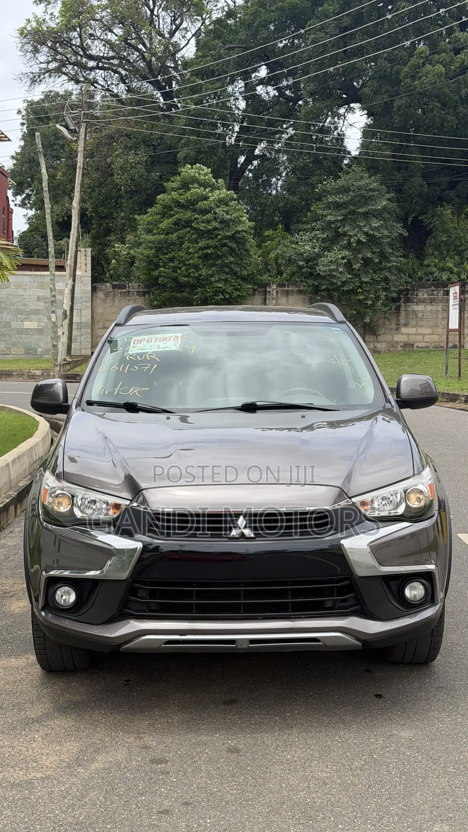 Mitsubishi Outlander 2016 Gray