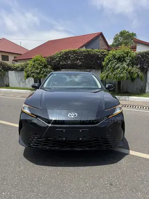 New Toyota Camry SE AWD 2024 Black