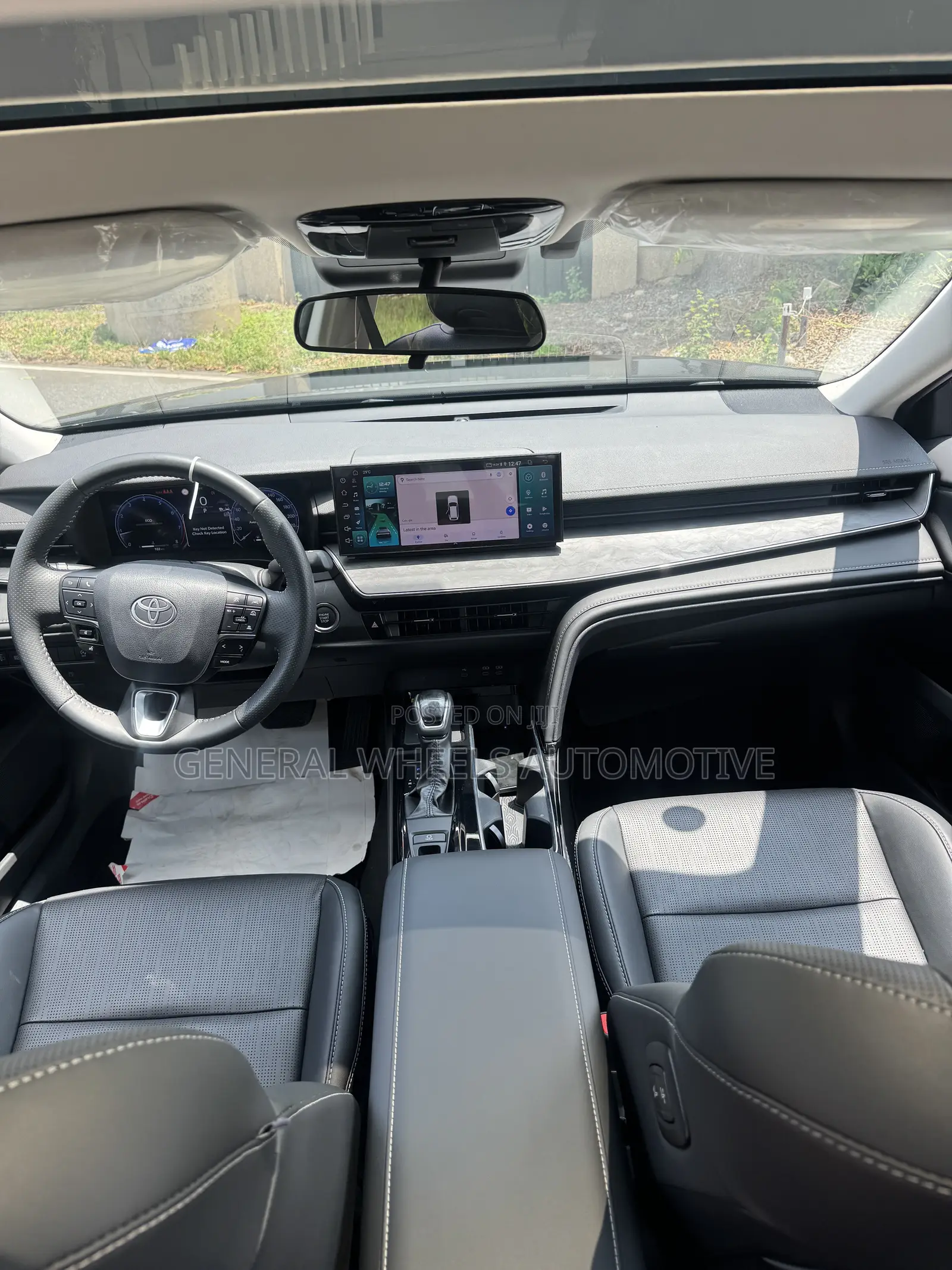 New Toyota Camry SE AWD 2024 Black