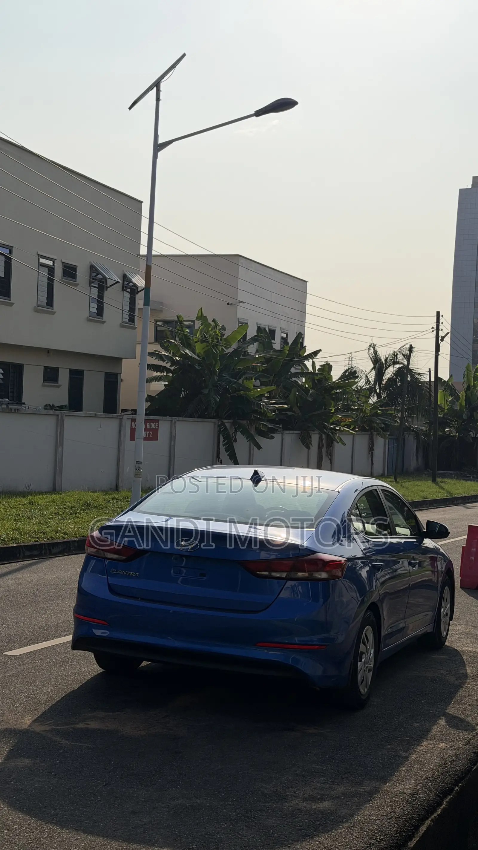 Hyundai Elantra ECO Sedan FWD (1.4L 4cyl 7A) 2017 Blue
