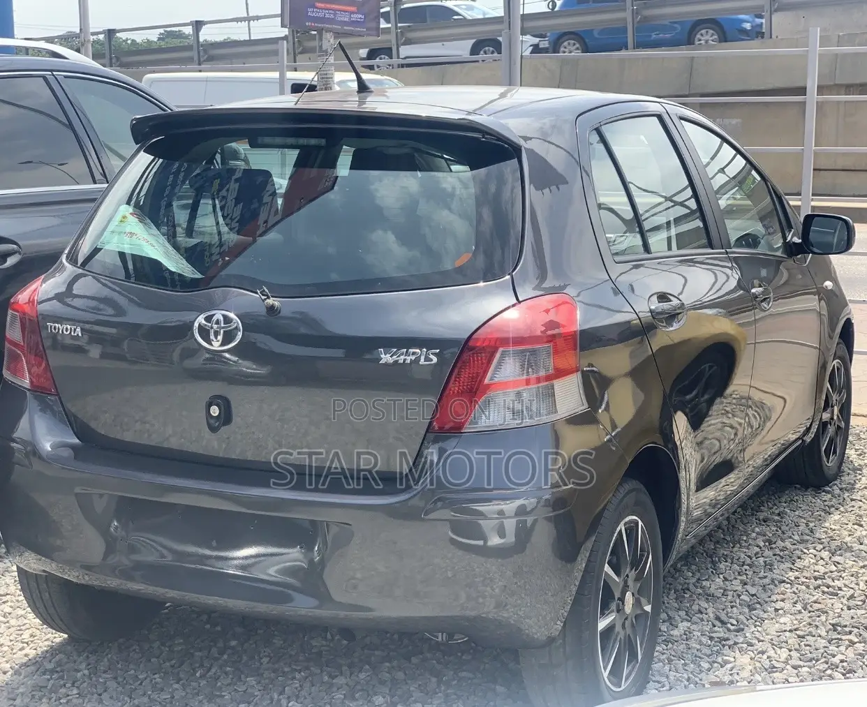 Toyota Yaris 2012 Gray