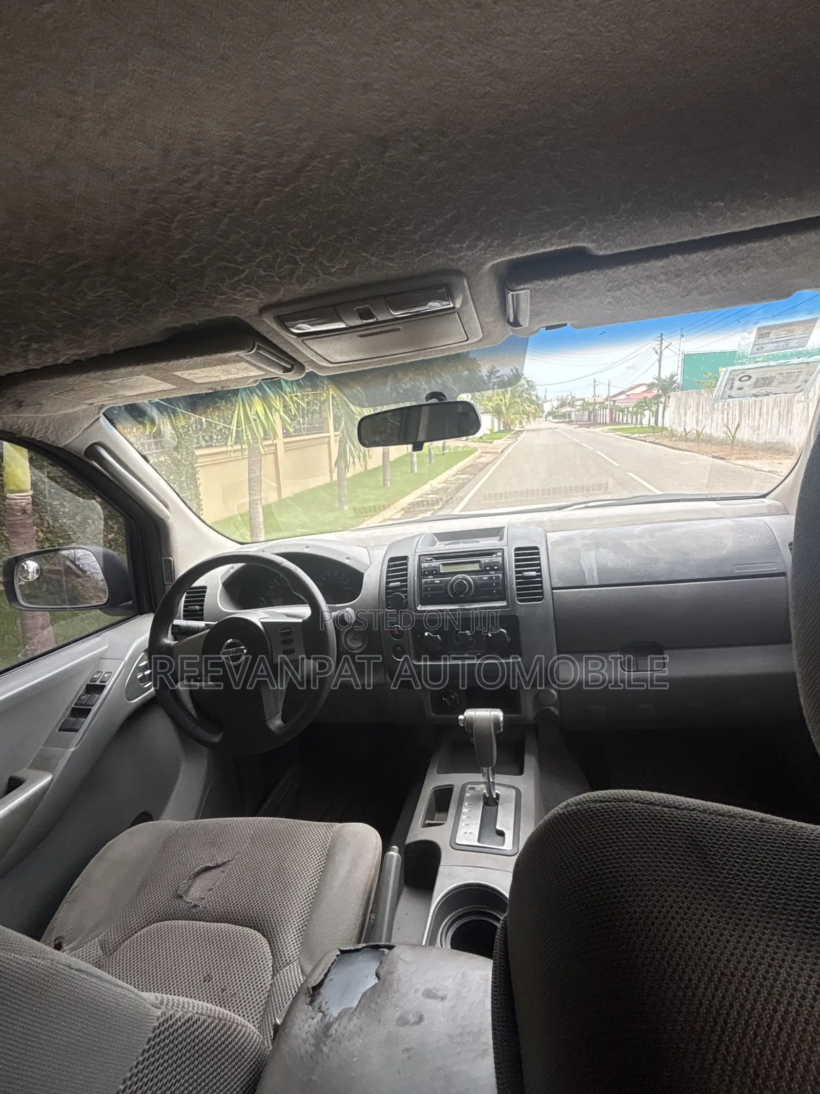 Nissan Frontier 2007 White