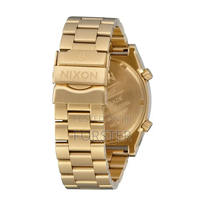 Nixon Watch