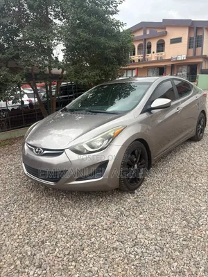 Hyundai Elantra 2015 Silver