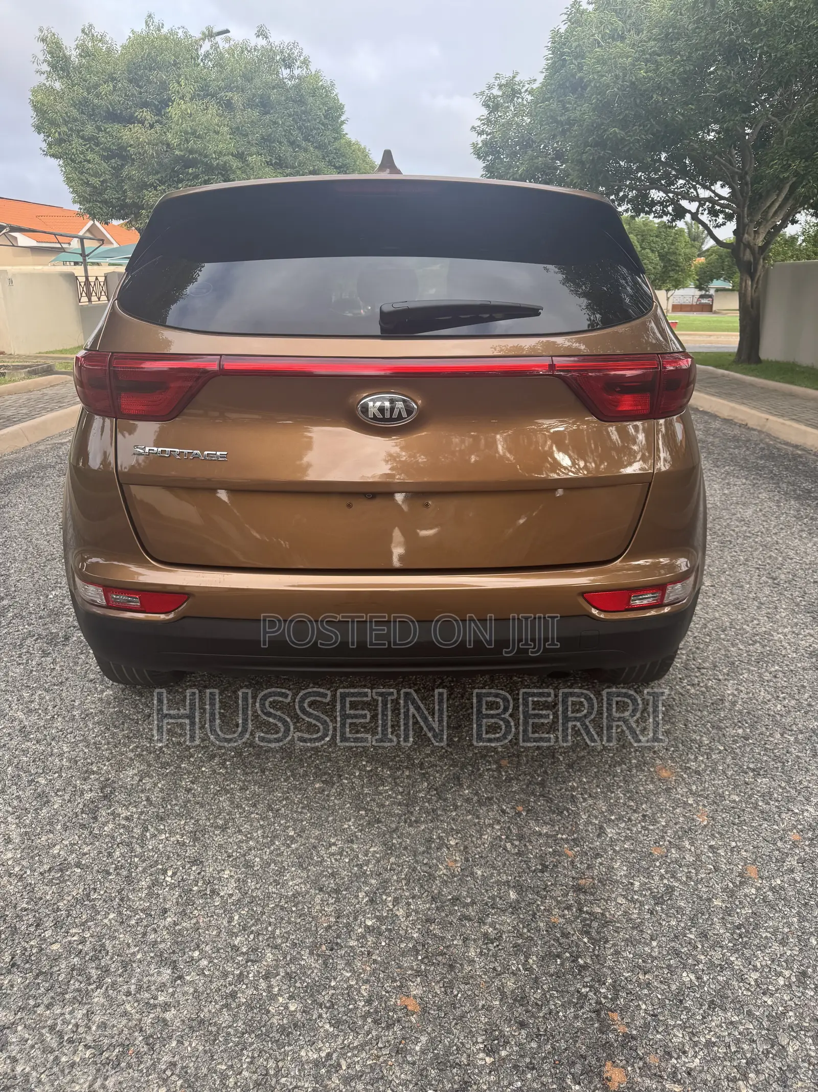 Kia Sportage LX 4dr SUV AWD (2.4L 4cyl 6A) 2017 Gold