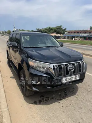 Toyota Land Cruiser Prado 2015 Black