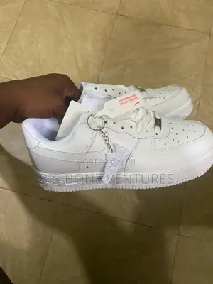 Nike Air Force 1