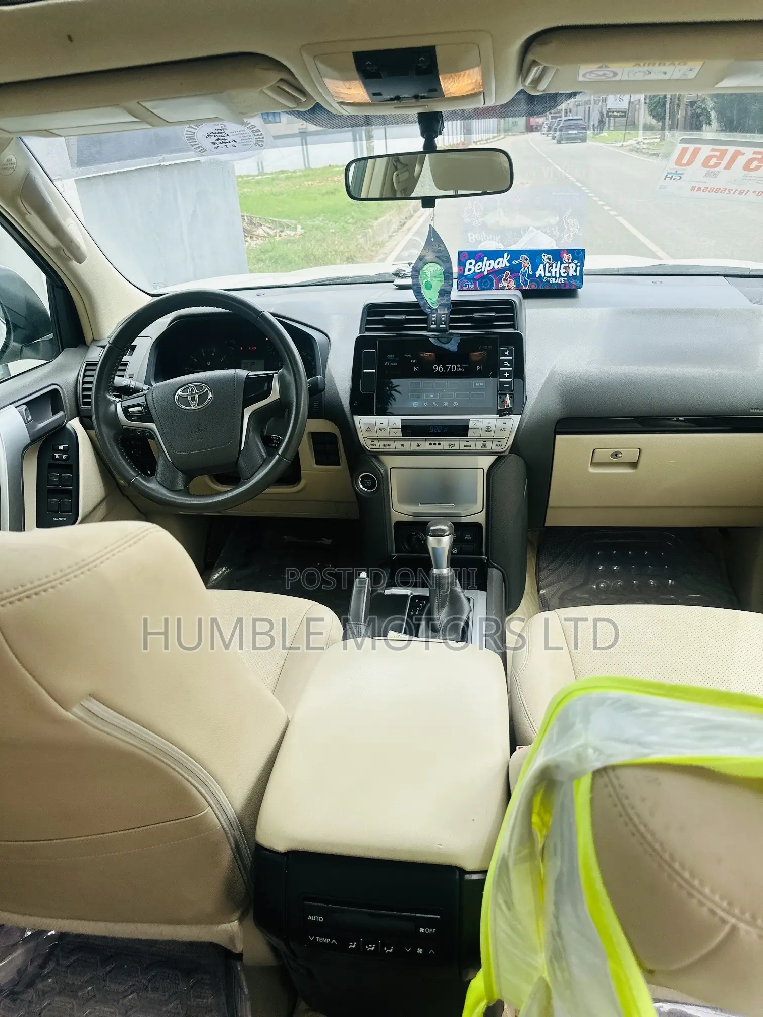 Toyota Land Cruiser Prado 2023