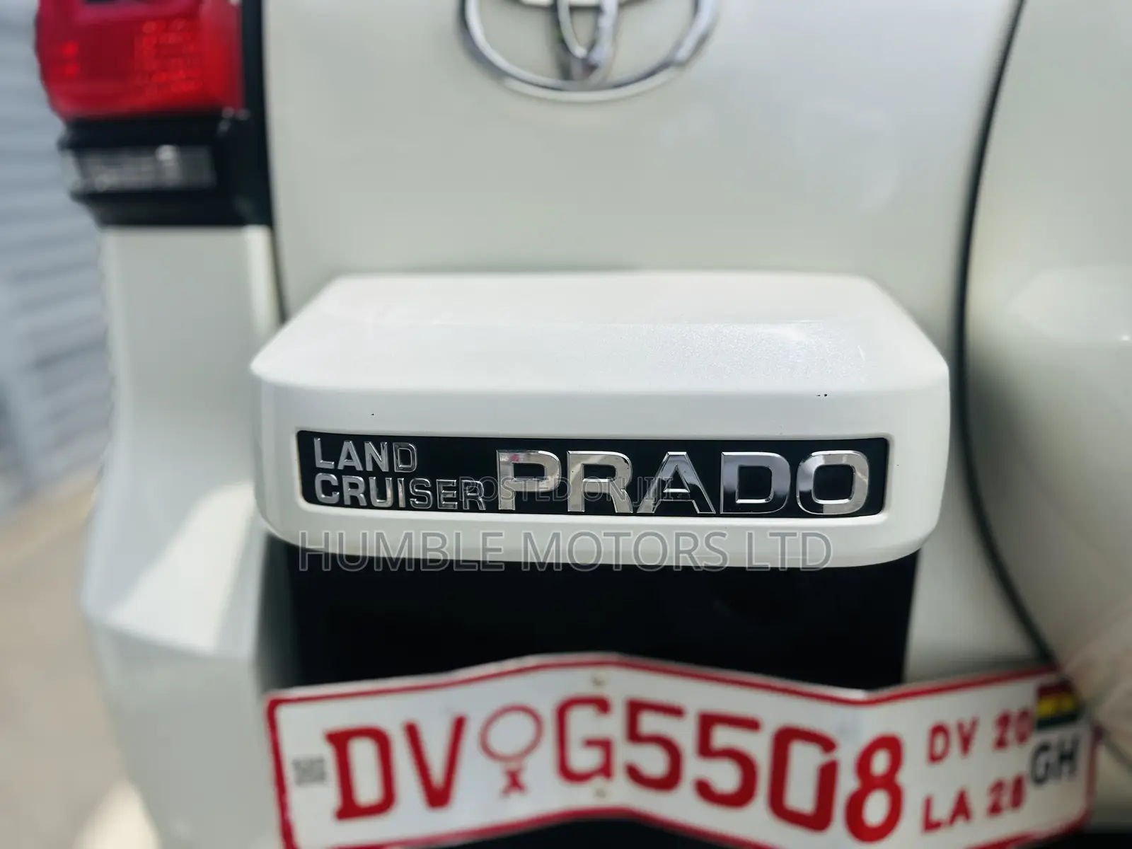 Toyota Land Cruiser Prado 2023