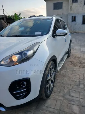Kia Sportage SX 4dr SUV AWD (2.0L 4cyl Turbo 6A) 2017 White